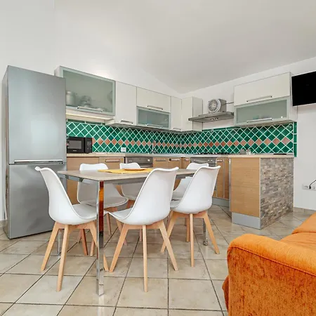 Casa Vacanze * Budoni